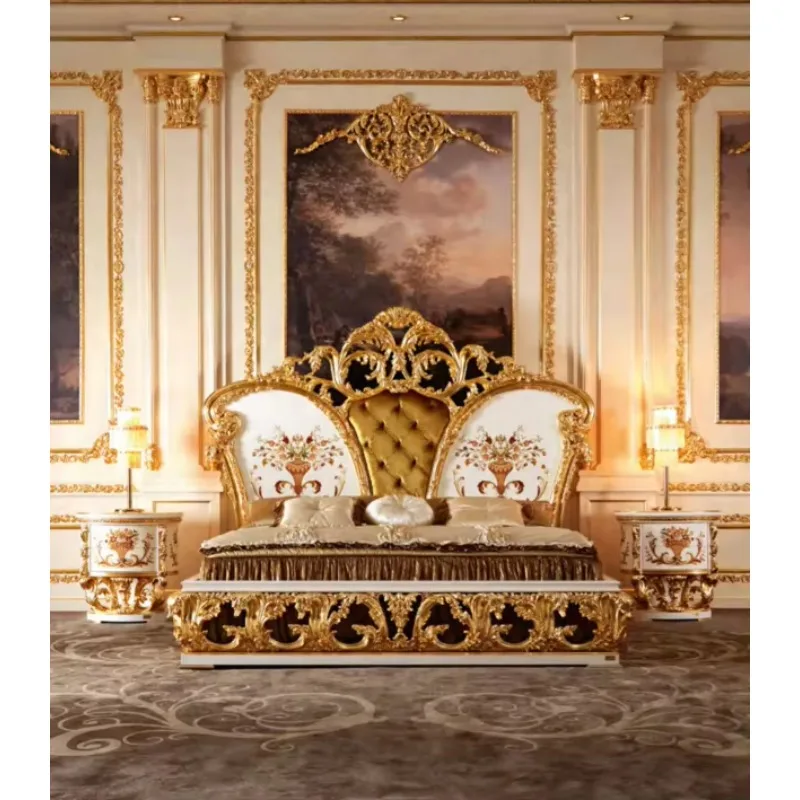 High End European Luxury Villa Bedroom Furniture Solid Wood Carved Palace Royal Double King Size Bed