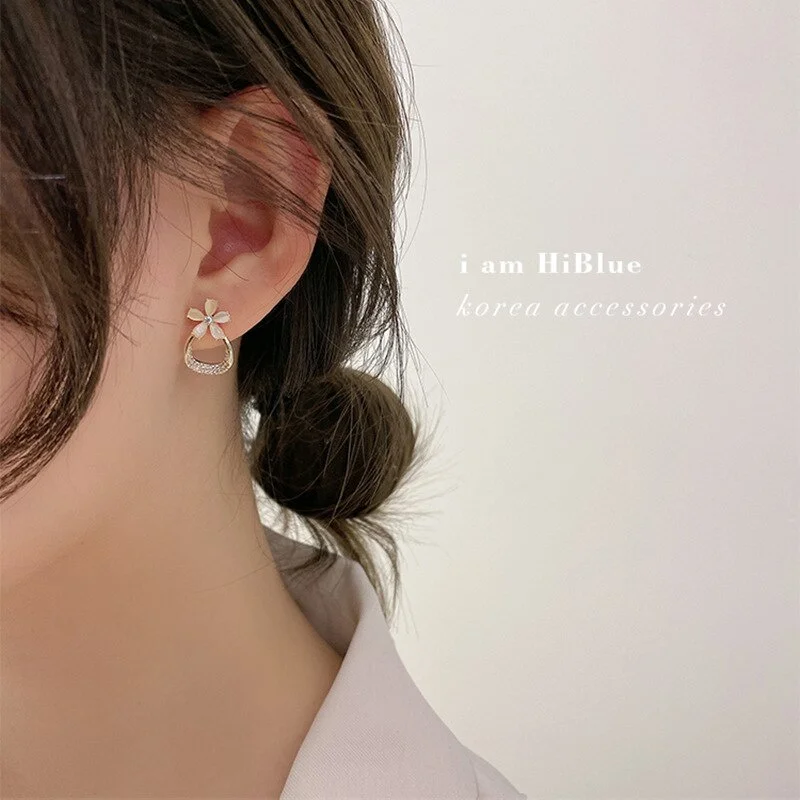 Five Leaf Flower Earrings No Hole Ear Clips Lovely Flowers Clip Earring Without Piercing Minimalist Earrings Jewelry CE1101