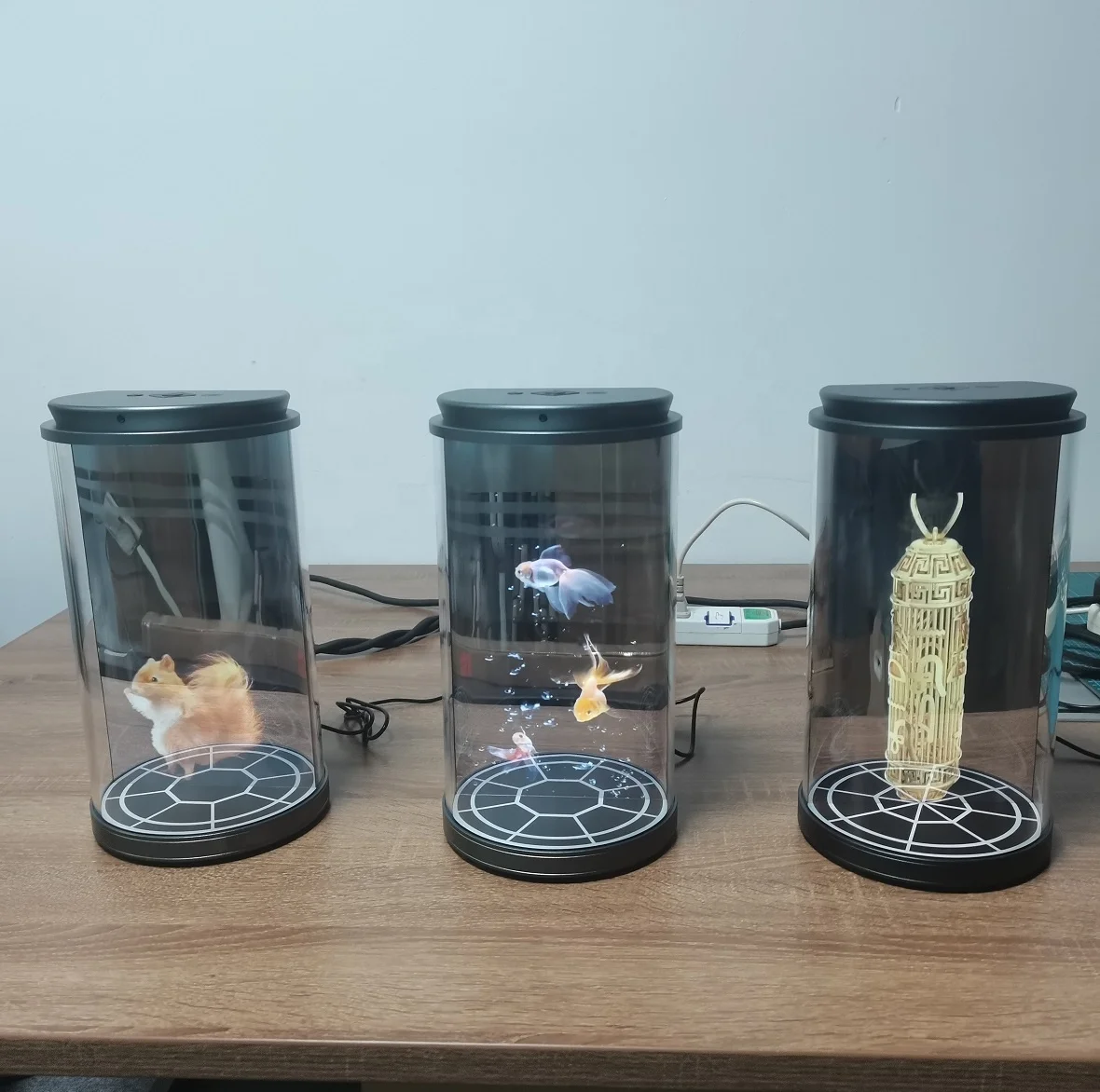5.5 10.1 21.5 75inch Holographic Cylindrical 3D Holographic Projection Ai Interaction Transparent Showcase with 3D Technology