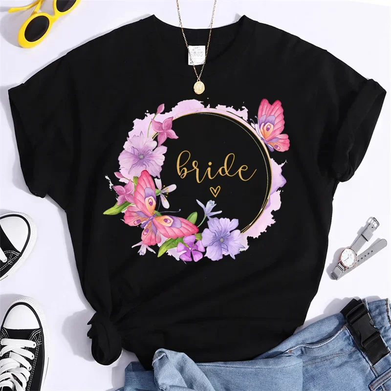 Butterflies Floral Hoop Aesthetic Bridesmaid Bride Squad Tshirt Bridal Shower Hen Party Top Tee Wedding Party Team Bride T Shirt