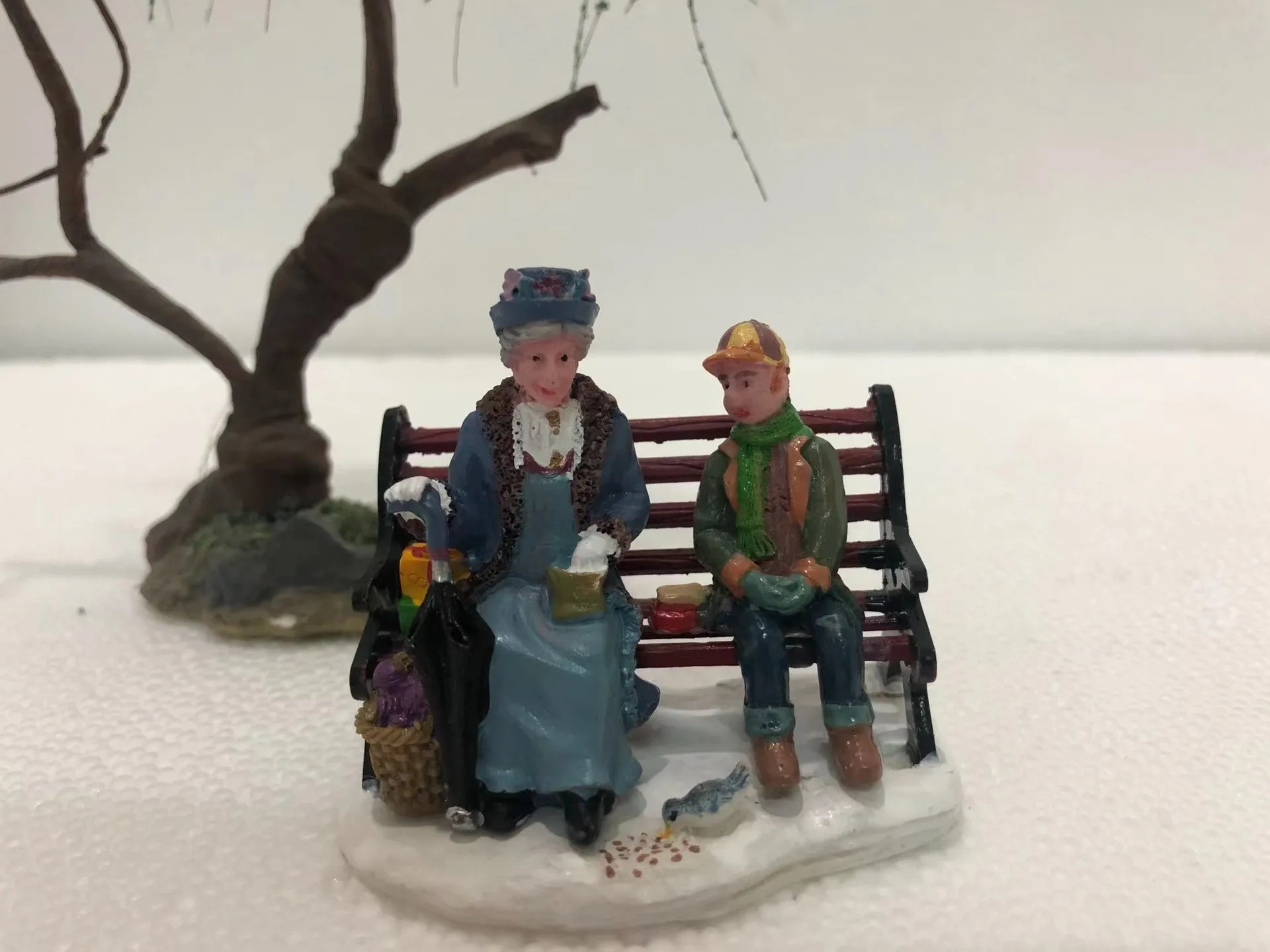 resin figure mental psychological sand table game box court therapy old woman grandma  and little  boy  sitting on chair