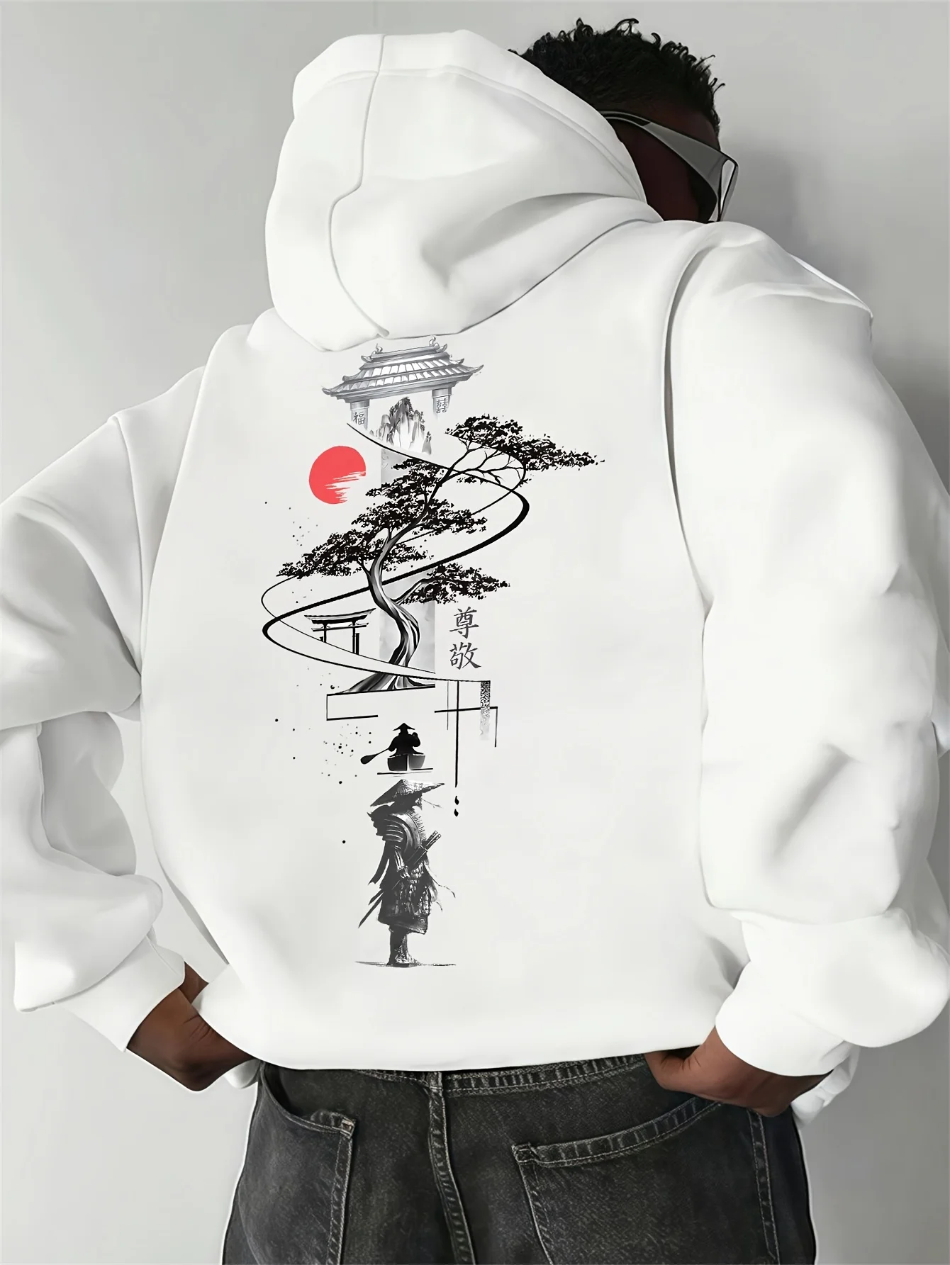 Men's loose-fit fashion hoodie featuring tree and samurai graphics a stylish casual hooded for autumn and winter outdoor wear