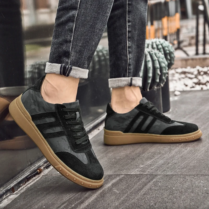 Men's and women's common leather shoes, sports shoes; casual shoes; outdoor hiking shoes; and street fashion shoes.