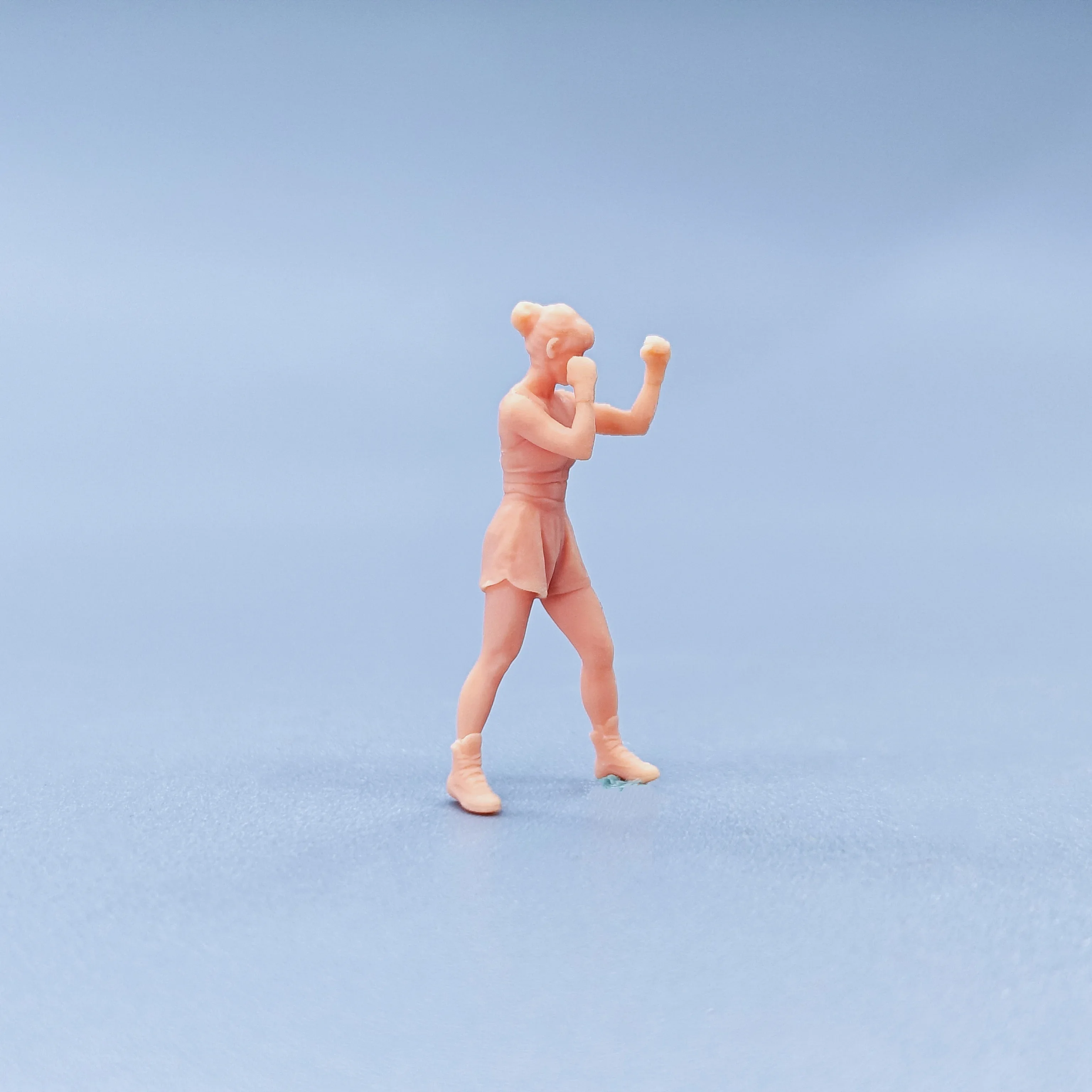 1/64 Figuren Maßstab Modell Harz Boxen Mädchen Ungefärbte Miniaturen Diorama Handbemalt C114