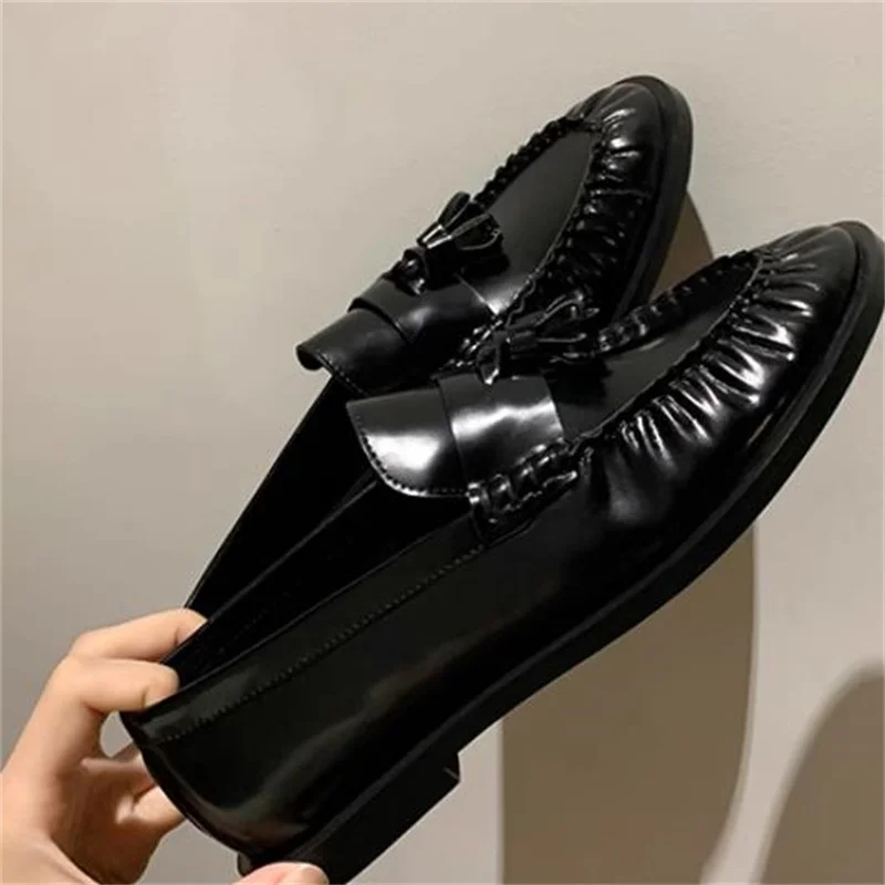 Tassel Shoes for Women Pleated Chassure Femme Round Toes Heels Leather Ladies Shallow Zapatos Mujer Sewing Lines Female Loafers