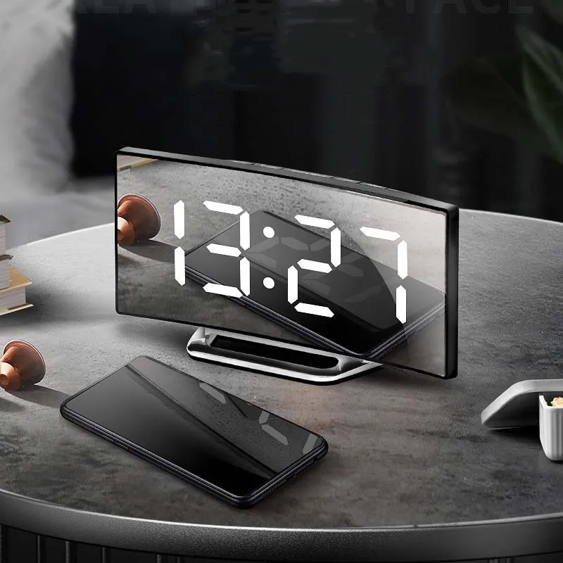 Curved Screen Digital Alarm Clock, Temperature, Date Adjustment, Snooze Table Clock, Smart Night Mode, LED Mirror