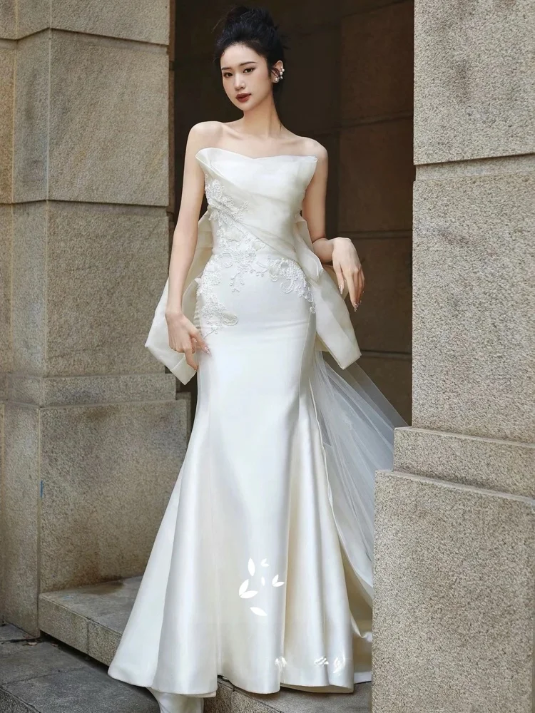 

Атласное свадебное платье Ele с шлейфом для женщин, с завышенной талией, без рукавов, длинное, для свадьбы в отеле/в помещении