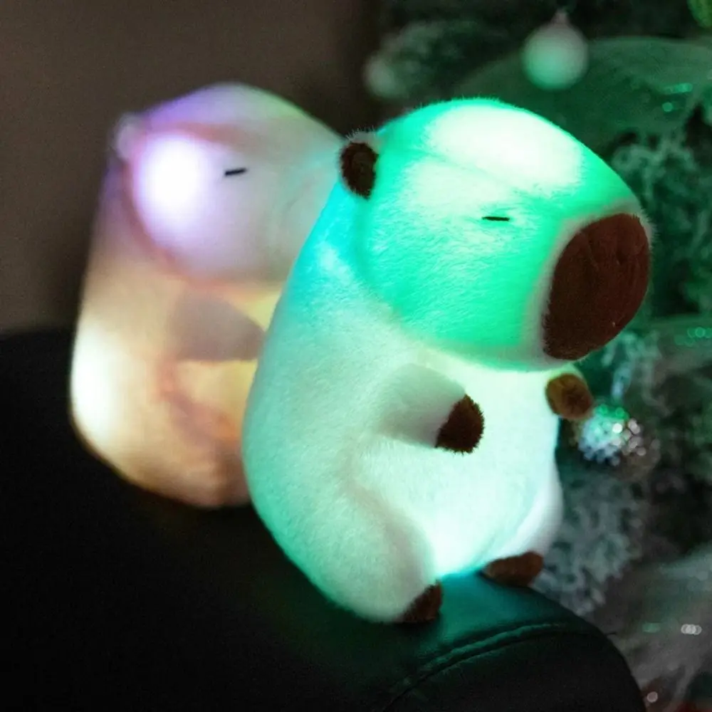 빛나는 카피바라 인형 부드러운 빛 촉감이 편안한 LED 카피바라 봉제 인형 푹신한 질감 다채로운 빛