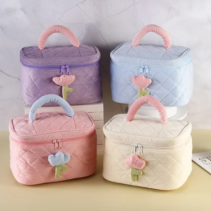 

Fashion Women's Tulip Flowers Pouch Large Capacity Travel Cosmetic Bag Corduroy Zipper Bags Portable Storage Make Up Organizer