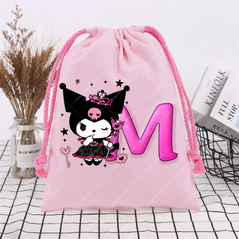 Kuromi فتاة لطيف الرباط حقائب اليد لوازم الحفلات ديكور شنطة هدايا الكرتون أنيمي كيس التخزين اكسسوارات رسم سلسلة أكياس 2025