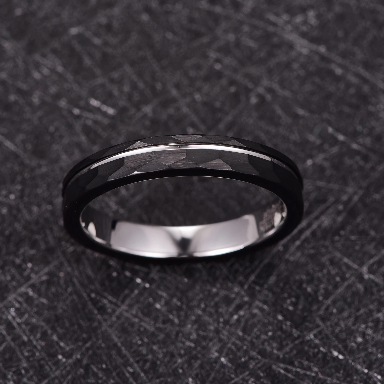 Nuncad 4mm Tungsten Carbide Ring Hammered Finish Groove Line Ring for Woman Man Jewelry