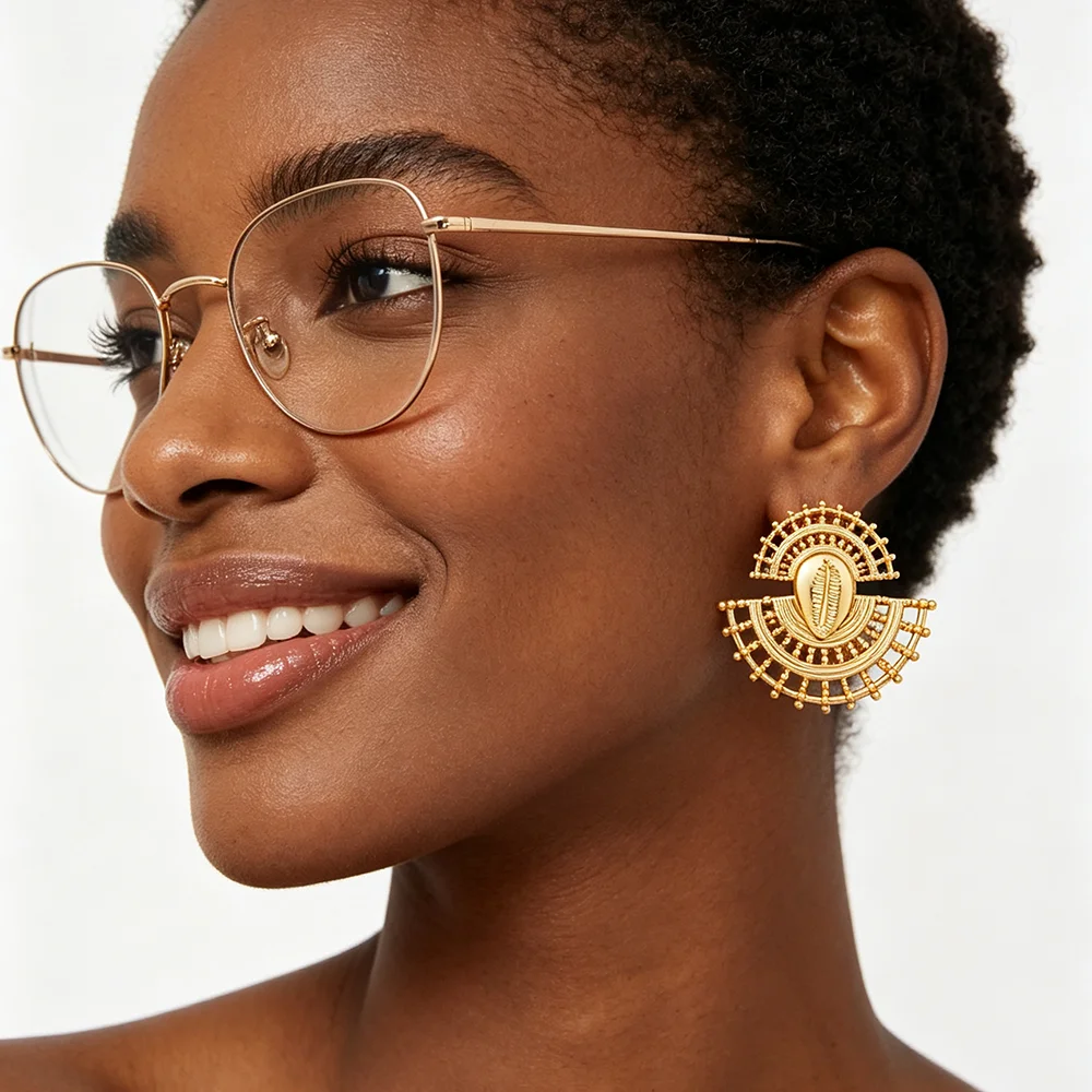 Damen-Set aus 18K vergoldeten, perlenbesetzten, durchbrochenen Cowrie-Muschel-Ohrringen und -Ring, afrikanischer ethnischer Statement-Schmuck, Geschenk für Party und Hochzeit – Detail 3