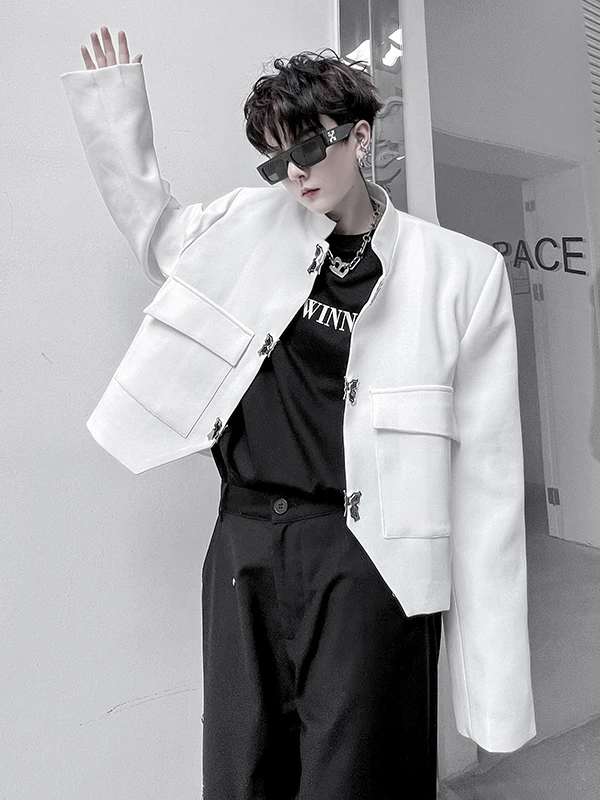 

Мужской костюмный пиджак синего цвета с металлическими пуговицами, повседневный, модный, с воротником-стойкой, стильный и элегантный.