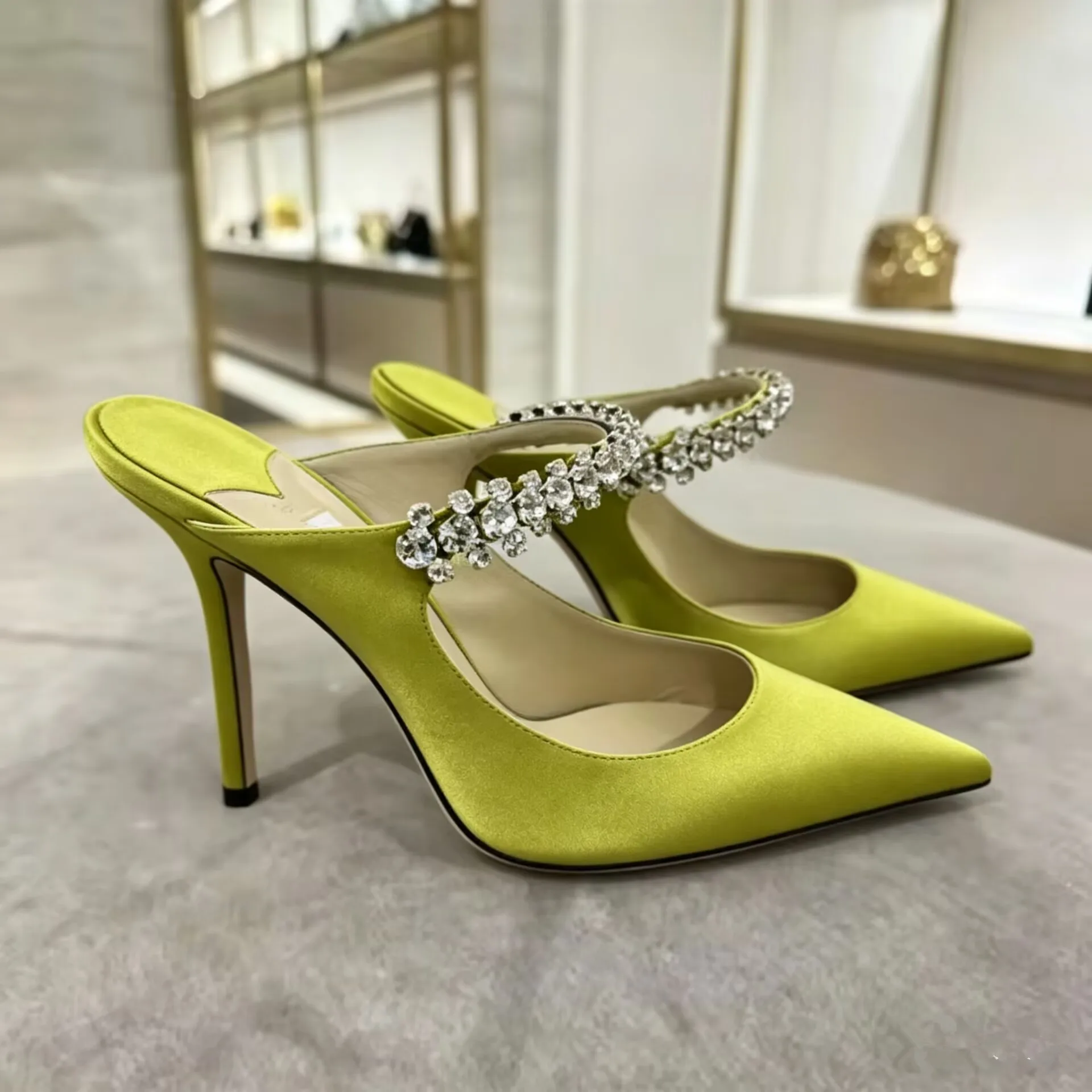 

Women's Sandals 2026 New High Heels Fashion Water Diamond Chain Banquet Pointed Fine Heels Women's Muller Shoes