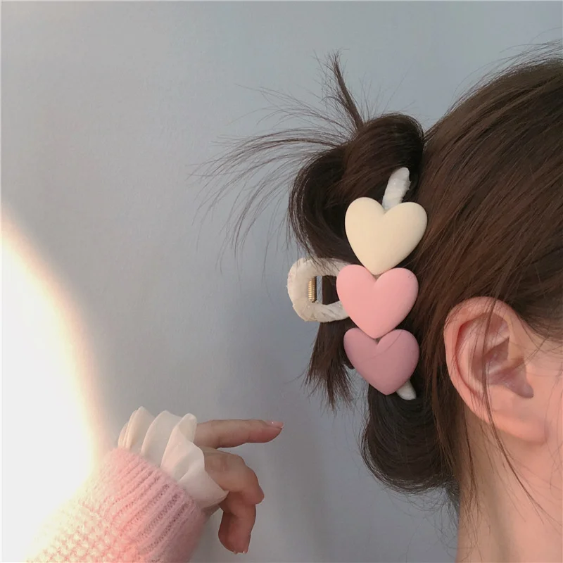 Fashion Pink Peach Heart Grip Clip For Women 2022 Girls Sweet Shark Clip Geometric Hairgrips Fashion Hair Accessories Headdress