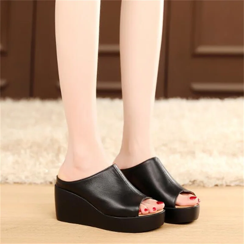 2024 Famous Fish Mouth Summer Leather Sandals Platform Wedges Slippers Comfort Soft Cowhide Casual Slippers Women Shoes Sandals