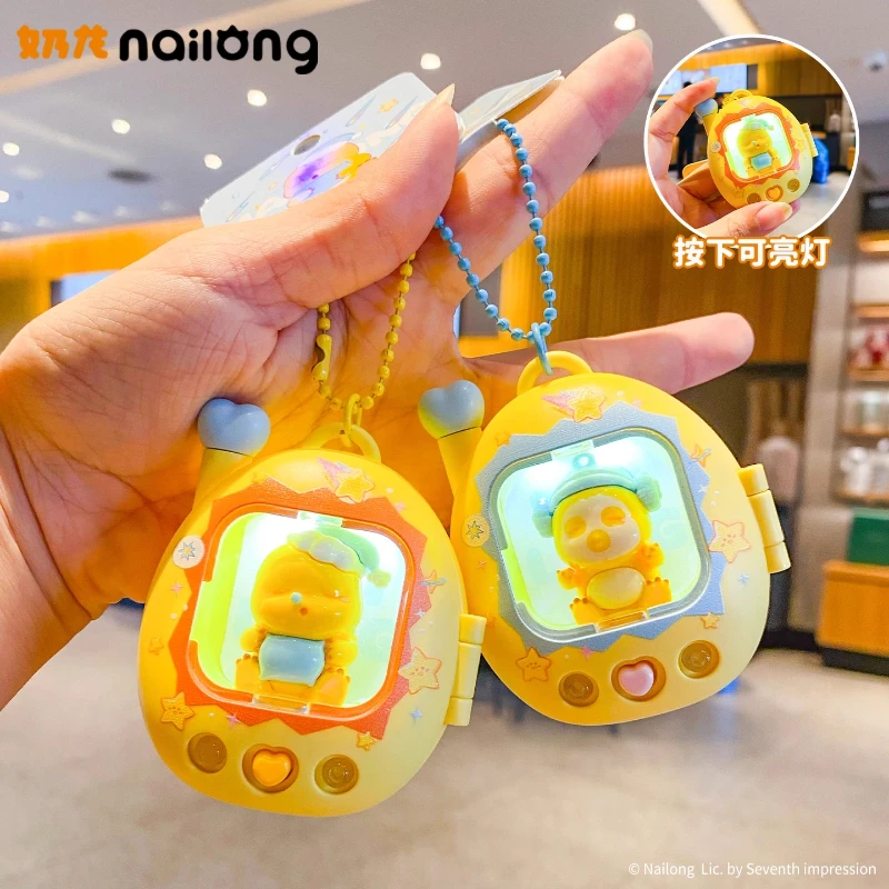 

Аутентичный светящийся карманный брелок Kawaii Nailong, новинка 2024, сумка с подвеской, рюкзак, маленькое подвесное украшение, мультяшный брелок