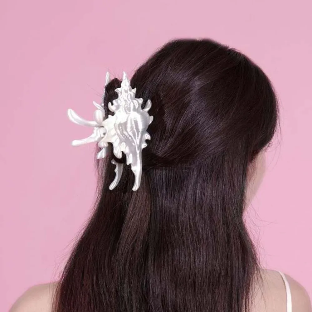 

Headdress Sweet Pearl Color Hair Claw Resin Acrylic Conch Shark Clip Ocean Series Korean Style Women Hair Claw Gifts