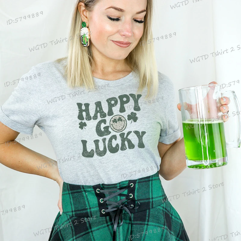 Happy Go Lucky Retro St Patty's Day Woman T-shirts Irish Celebration Outfit in Style Vintage St Patrick's Shamrock Lucky TShirt