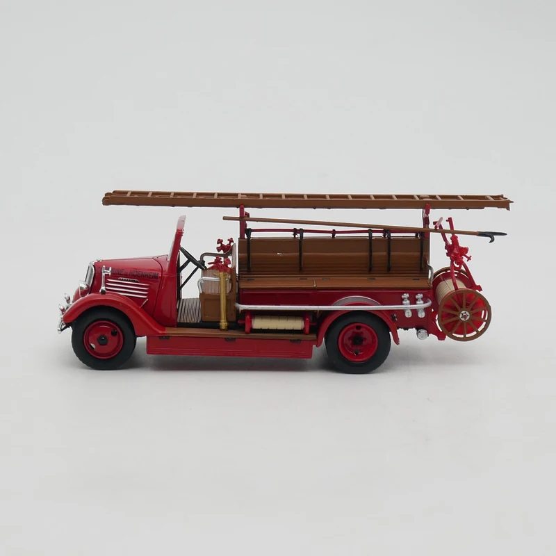 Antike Skala Renault Adk Französisch Feuerwehr auto Simulation Legierung Auto Modell statische Anzeige Sammler Spielzeug Geschenk Souvenir Dekoration