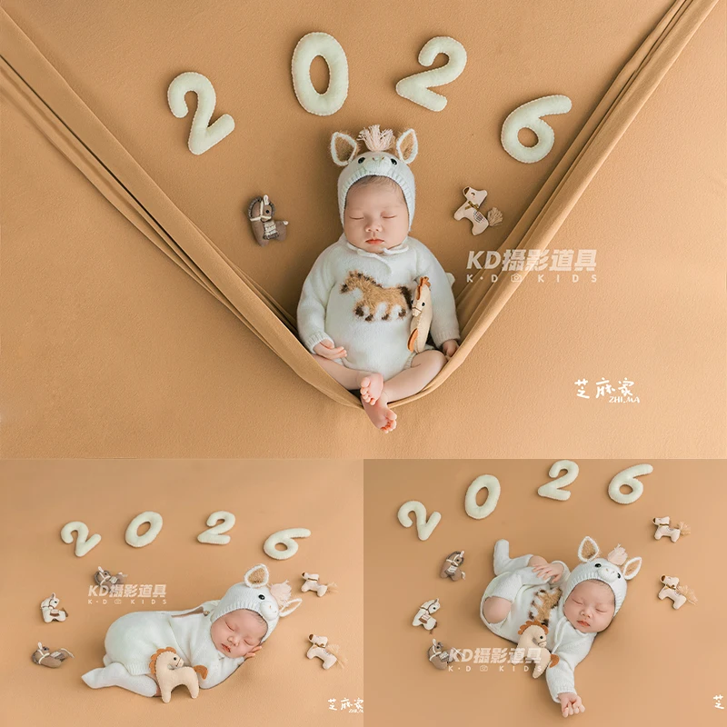 Cute Zodiac Poney Theme Newborn Photography Props White Jumpsuit with Matching Hat Professional Infants Photoshoot Costumes