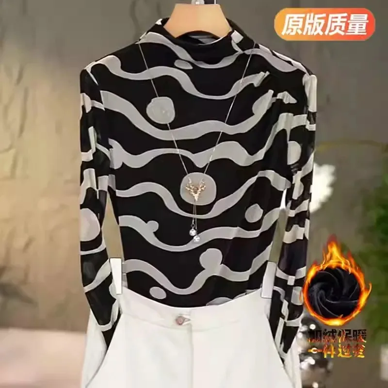 Elegant Mature Style Autumn Winter Abstract Wave Print Double Mesh Fleece Lined Plus Size Slim Fit Base Top