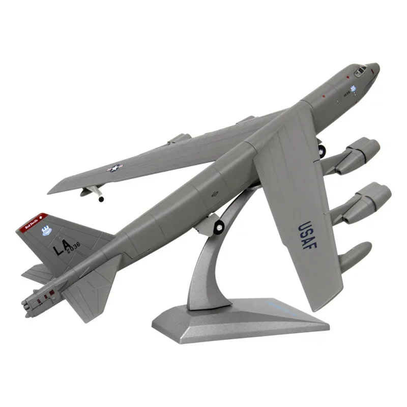 

1:200 U.S Air Force B52 B-52 Long-range strategic bomber Fighter Model Metal aircraft Military plane collection model airplane