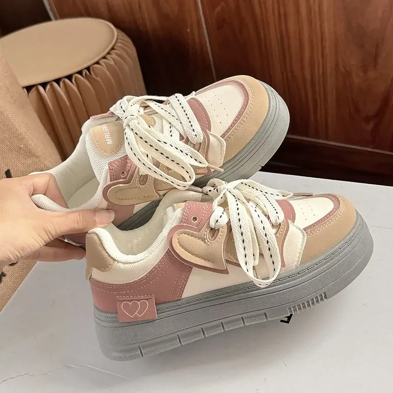 SHANPA Design Scarpe sportive da donna Patchwork Cuore Sneakers moda Donna Autunno Dolce stile coreano Casual Scarpe femminili versatili