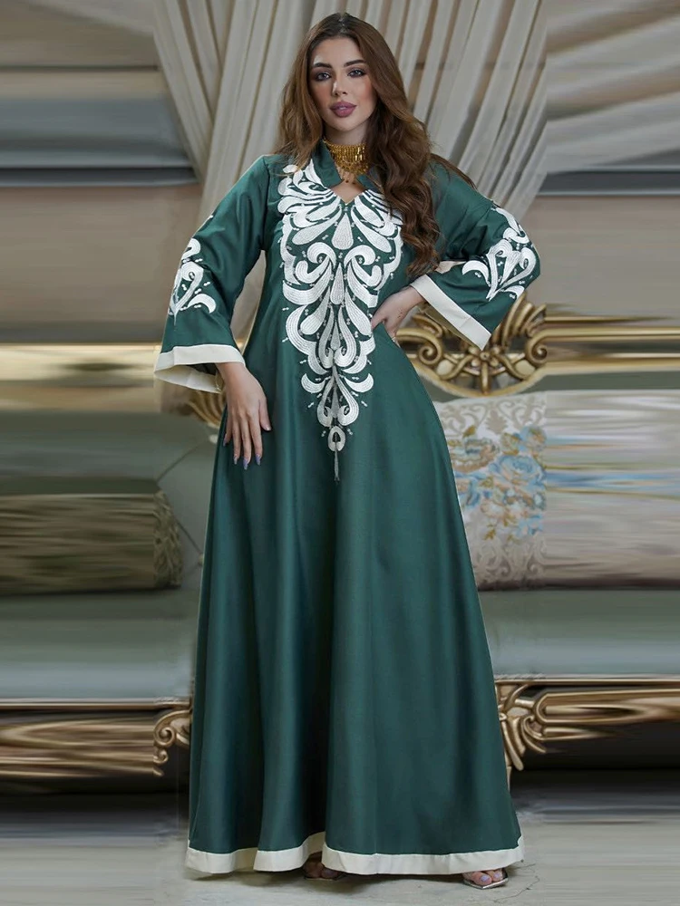 Imagem -05 - Robe Muçulmano Abaya Dubai Bordado Kebaya Vestido de Manga Longa Vestidos Marroquino Kaftan Islam Omã Senhoras Vestidos