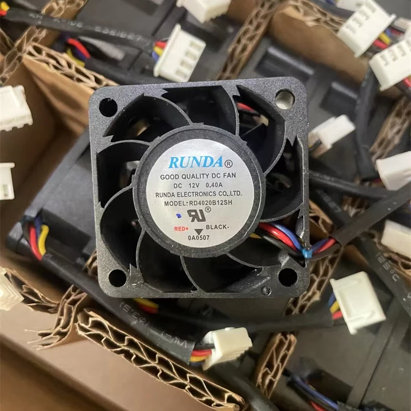 

1 шт. для RUNDA RD4020B12SH DC 12 В 0,40 А 40x40x20 мм 2-проводной/4-проводной охлаждающий вентилятор