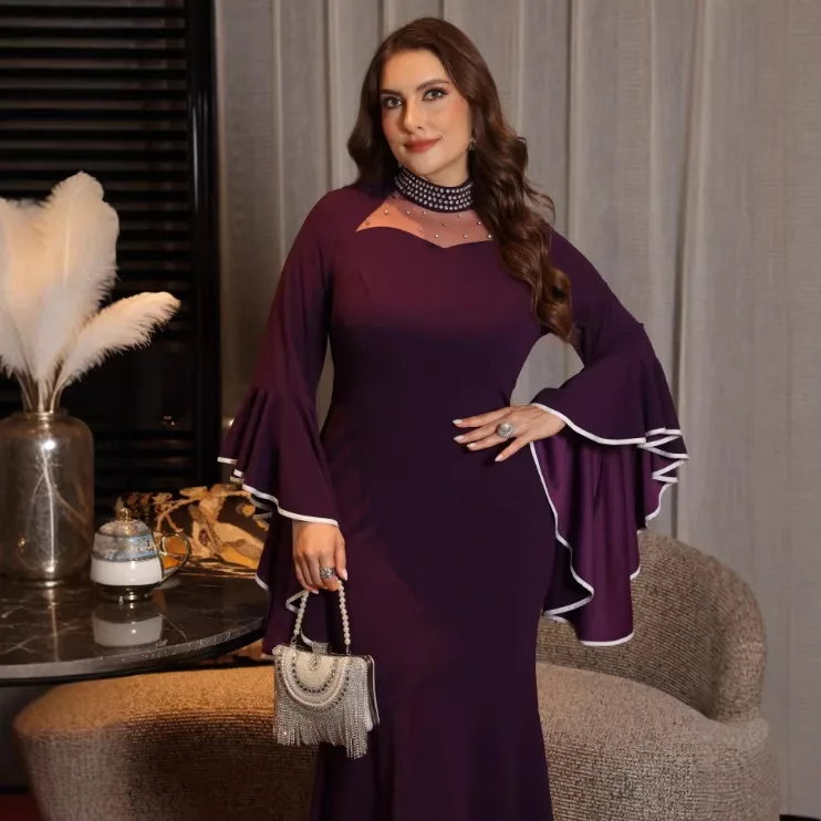 Plus-size Solid-color Long-sleeved Fishtail Mesh Clothes With Lady Cloth Embellishments, Elegant, Figure-hugging, And Lace