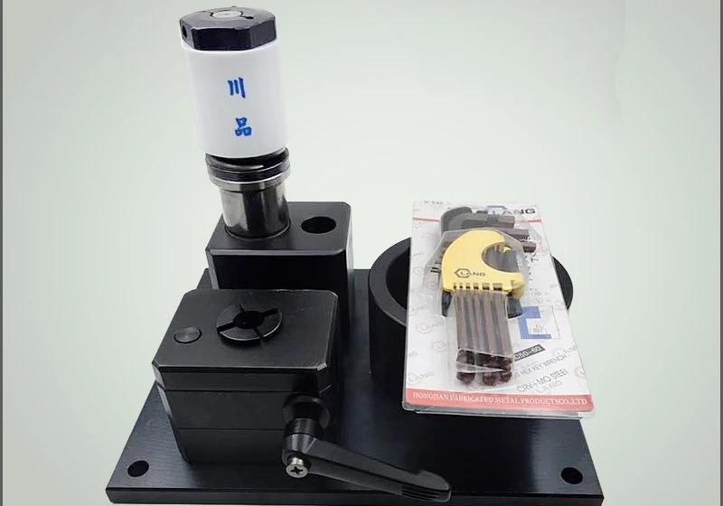 

sKOMATSU numerical control punch die, professional design and production of all kinds of punch die disassembly tools