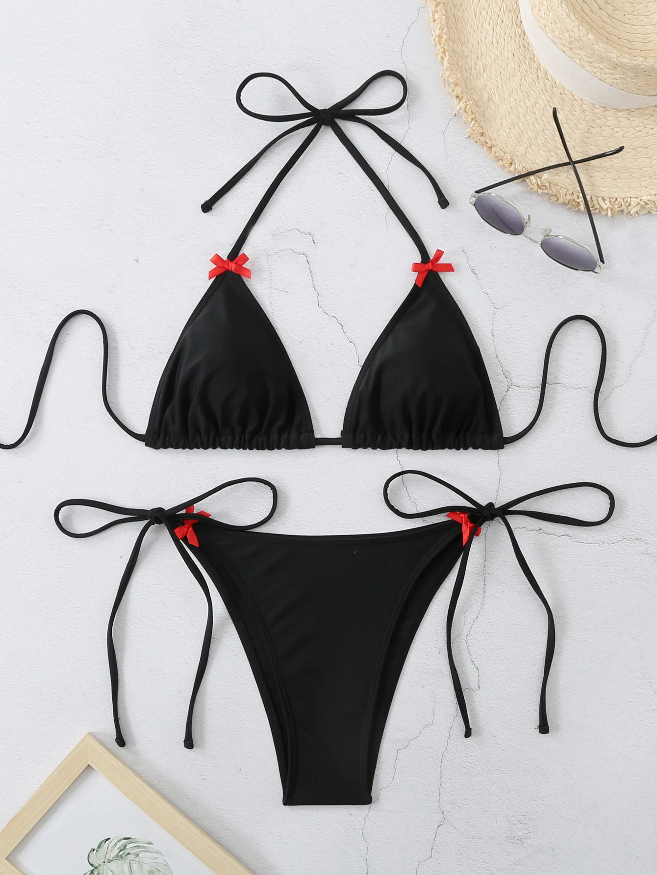 Costume da bagno bikini con fasciatura con fiocco Costume da bagno micro triangolo Abiti da spiaggia da donna 2025 Nuovo costume da bagno Biquini