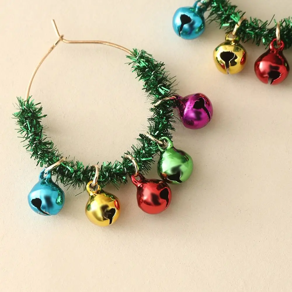 

Creative Retro Mistletoe Christmas Earrings Jewelry Bell Advent Wreath Ear Studs Aesthetic Hollow Out Plush Xmas Pendant Gift