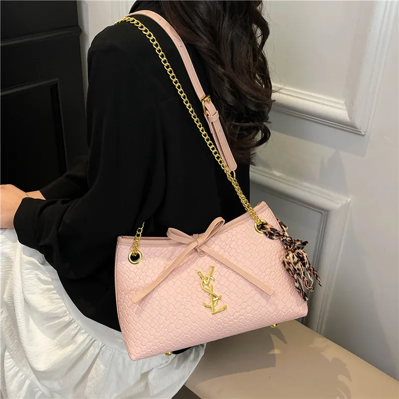 

2025 Spring New! Women's Single Shoulder Small Square Bag - High - end Sense, Unique Design, Trendy Fashion Style