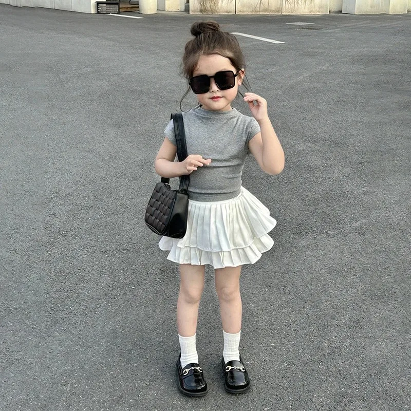 

Girls' Summer Outfit New Backless Small High Neck T-Shirt+ Pleated Skirt 2Pcs European American Fashion Style For Children Suit
