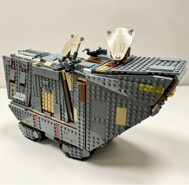 2026 New 1683pcs Star Interstellar Desert Tracked Armored Transport Vehicle, Desert Beast Building Block Model