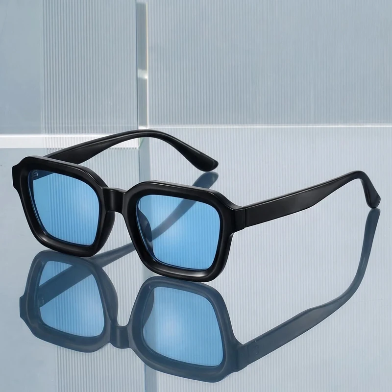New Fashion Square Sunglasses Men Women Trendy Rectangle Sun Glasses Durable Shades for Driving Hiking Beach Vacation