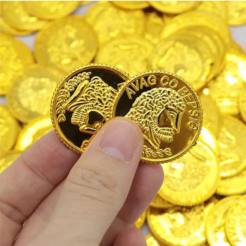 

100pcs Pirates Gold Coins Plastic Gold Coins Props Game Accessary Funny Playing Toys for Kids Children Gold Coins Props (Golden)