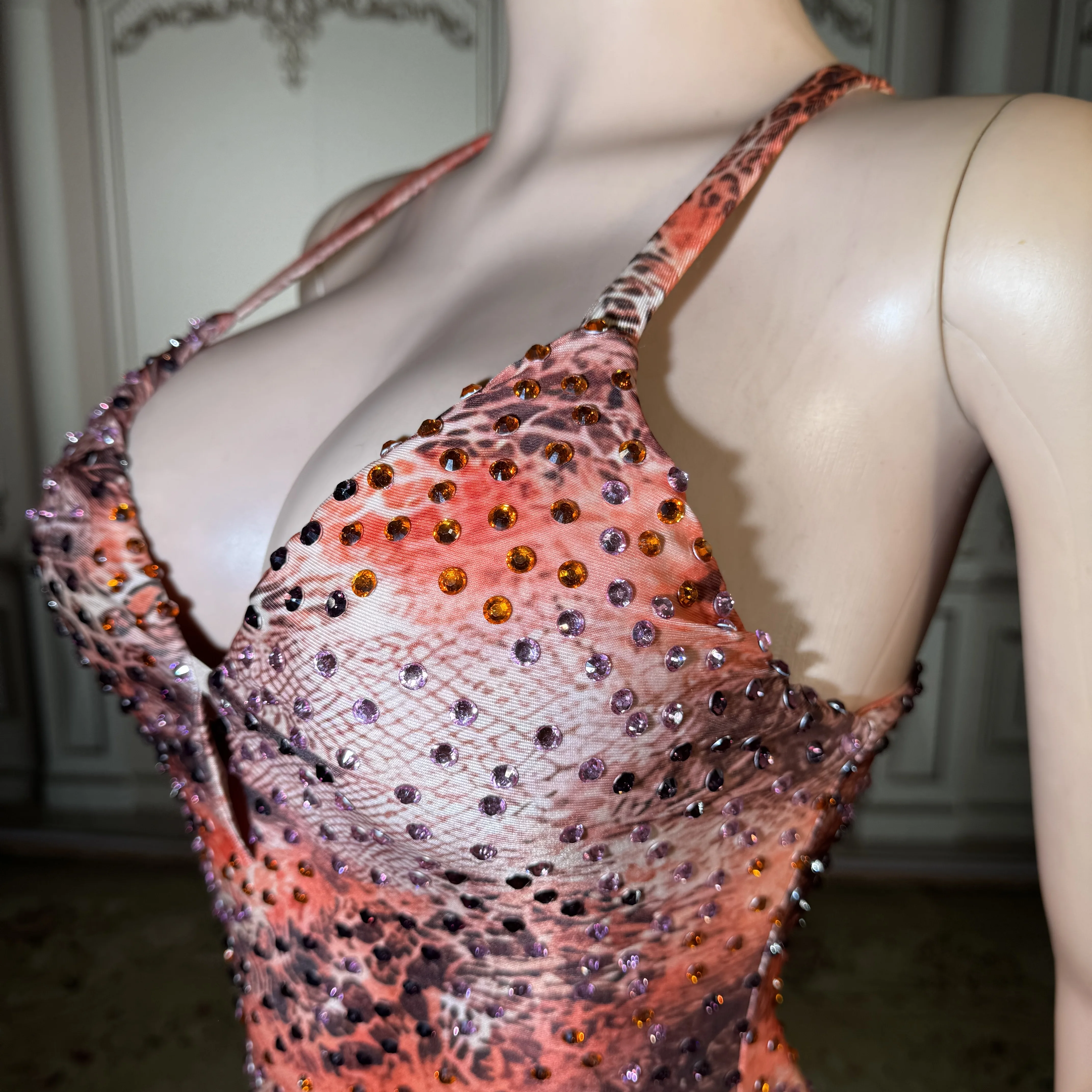 

Женский цельный купальник-камизол ZD: сексуальный и модный, с принтом, глубоким V-образным вырезом, для летнего отдыха и пляжа