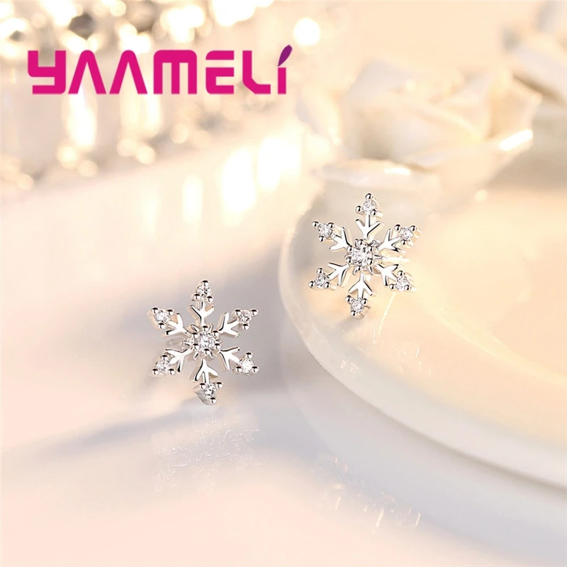 น่ารักหินหิมะดอกไม้รูปต่างหูเม็ดกลม925เงินสเตอร์ลิงเพชรสังเคราะห์สำหรับผู้หญิงคริสต์มาสของขวัญ