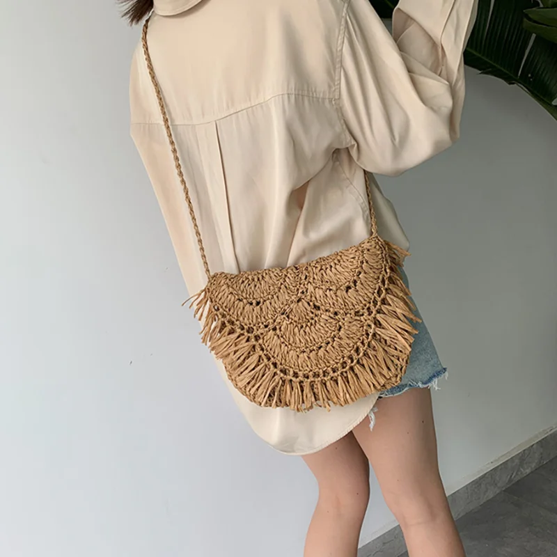 Summer Straw Bags For Women Handmade Tassel Beach Bags 2025 Raffia Rattan Woven Handbags Vacation Shoulder Crossbody Bags Clutch