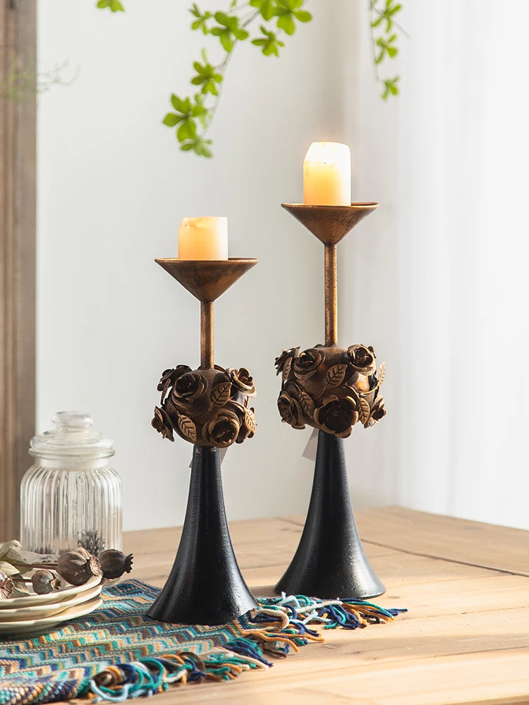 

Декоративный подсвечник в европейском деревенском стиле из состаренного железа ручной работы для гостиной, креативное украшение для дома, роскошный романтический декор