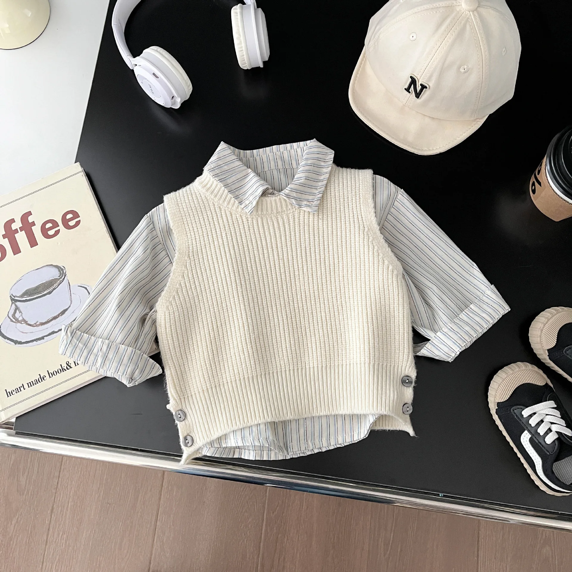 Korean Boys' Striped Shirt Spring Style Children's Baby School Style Long Sleeved Knitted Vest Gentleman's Top