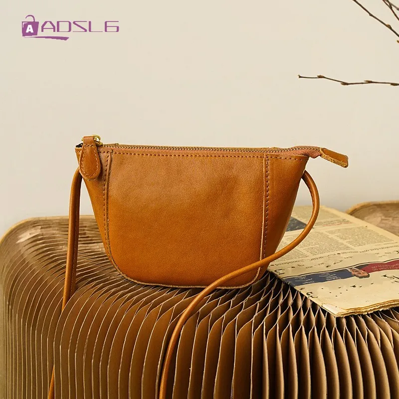 

Real Leather Womens Small Bag Cowhide Mini Wallet Vintage High Quality Bright Armpit Shoulder Dark Solid Crossbody Bags Female