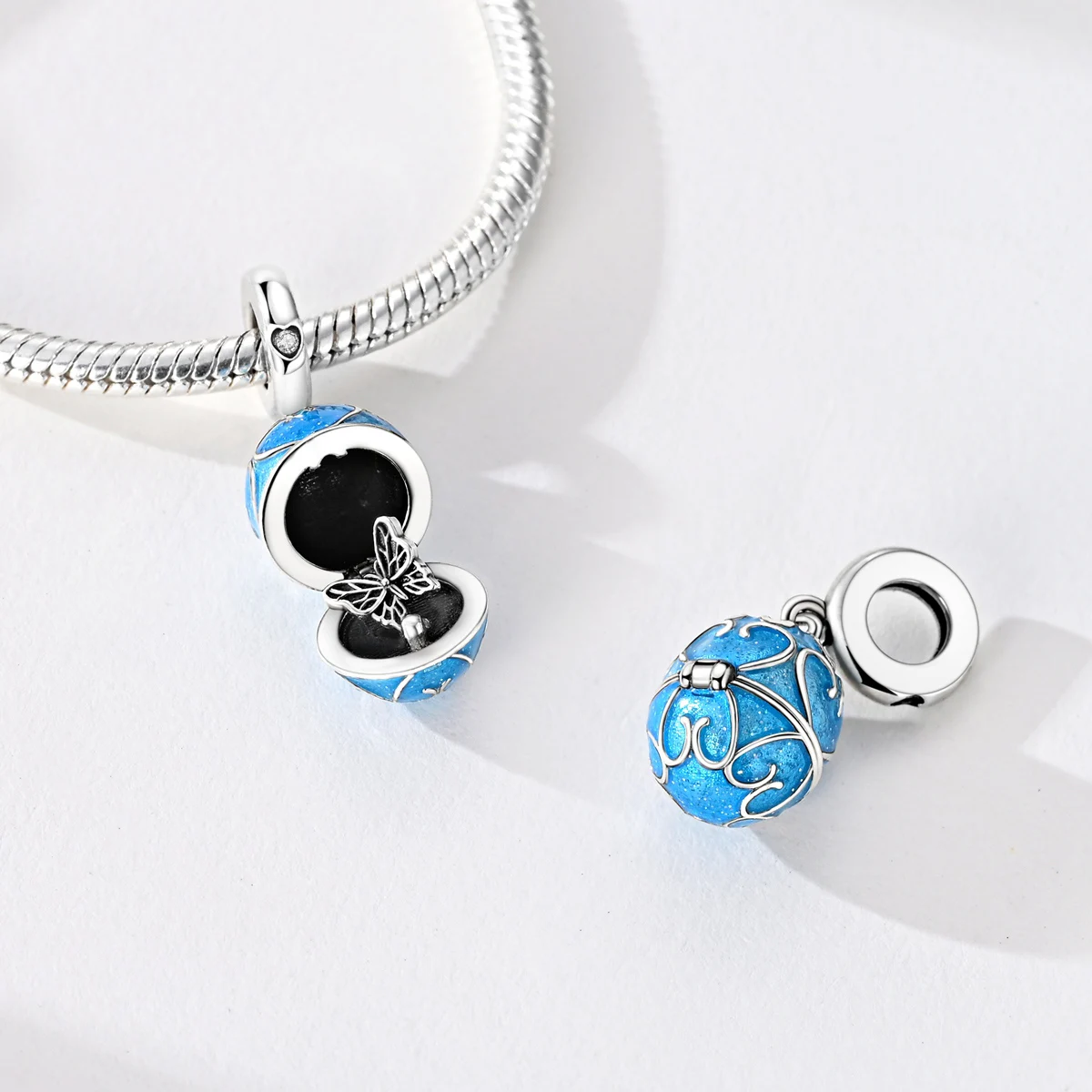 Charms 925 Sterling Silver Originales Easter Egg Openable Interesting Pendant Fit Bracelet DIY For Woman Gift Jewelry