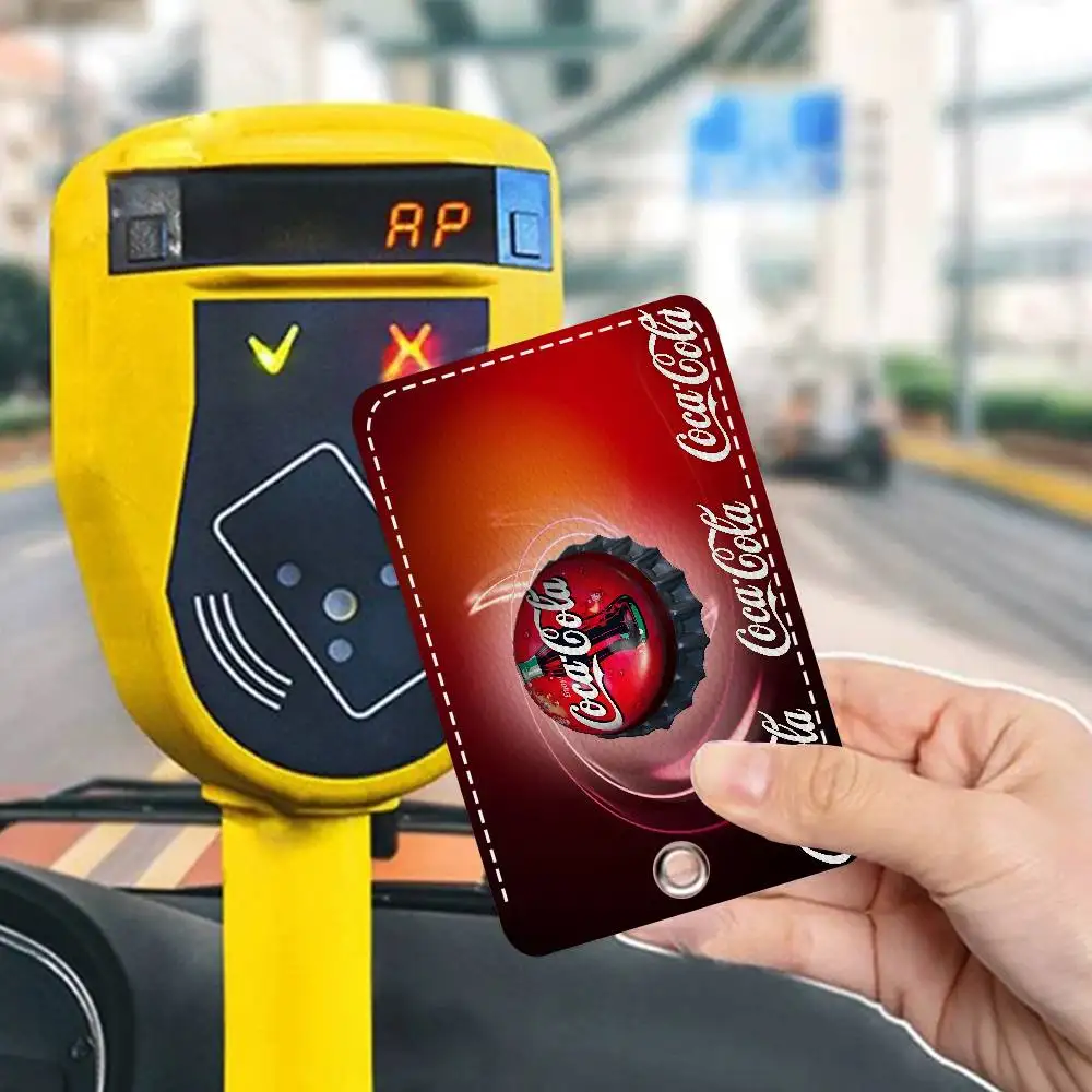 C-COCA Logo C-COLAS حامل شخصي مناسب لبطاقة البنك، مترو الأنفاق، محفظة بطاقات الحافلة، حافظة بطاقات، حامل شارة المفاتيح