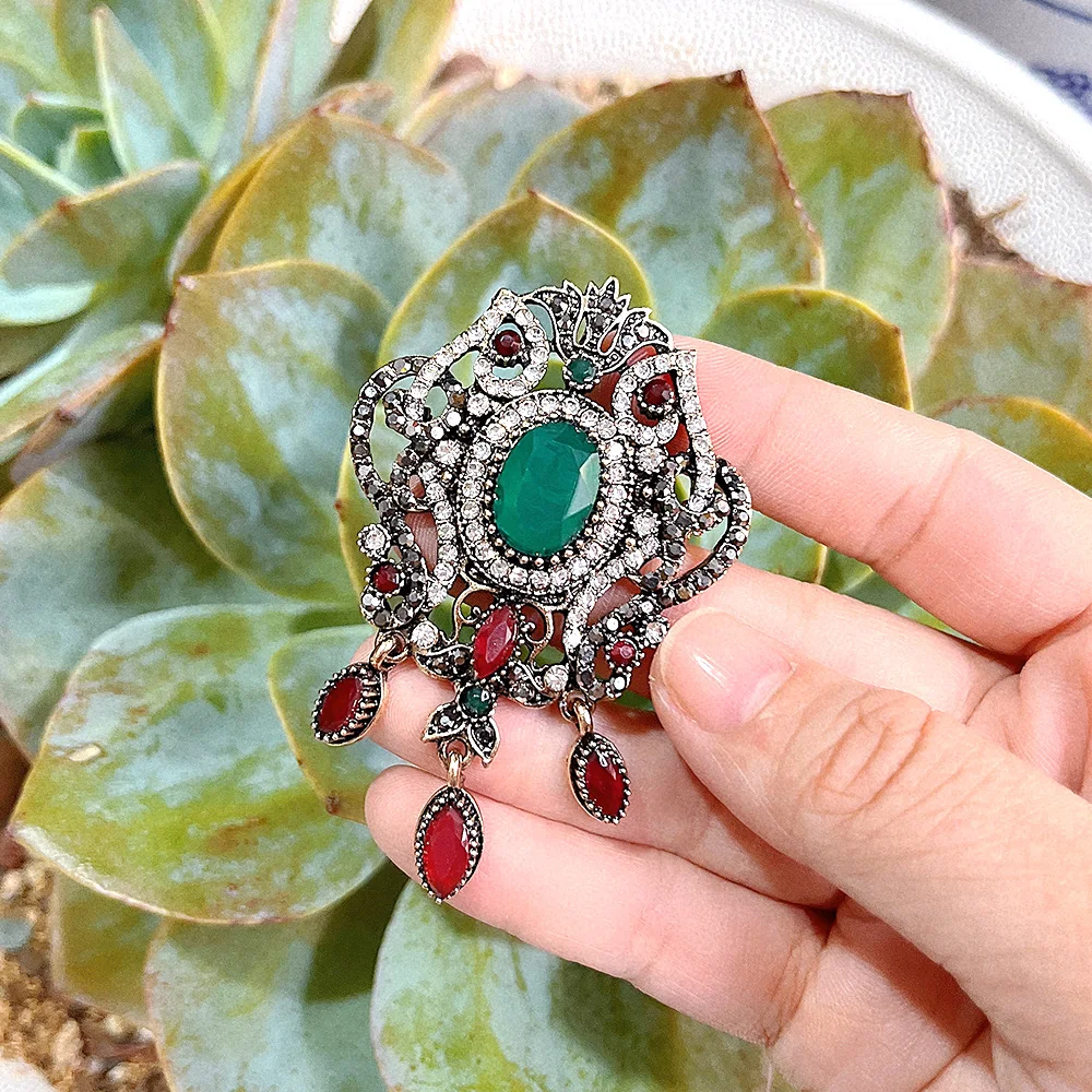 Sunspicems Vintage Turkish Brooch Bohemia Women Resin Brooch Antique Gold Color Indian Crystal  bride Jewelry Scarf Pins Gift