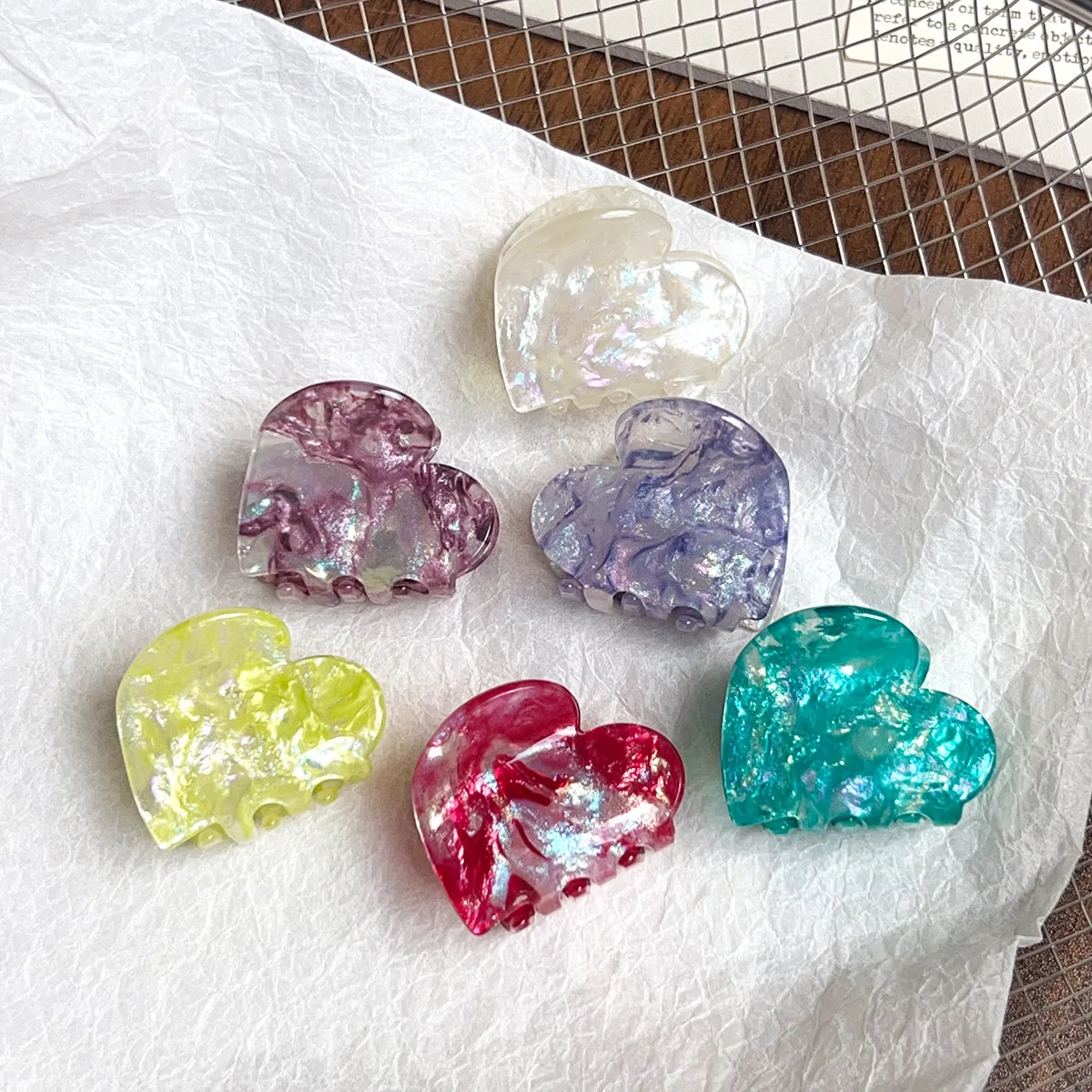 4CM Sweet Colorful Heart Hair Claw Clips Valentine's Day Gift Claw Clip INS Hair Clip for Women Girls Hair Accessories