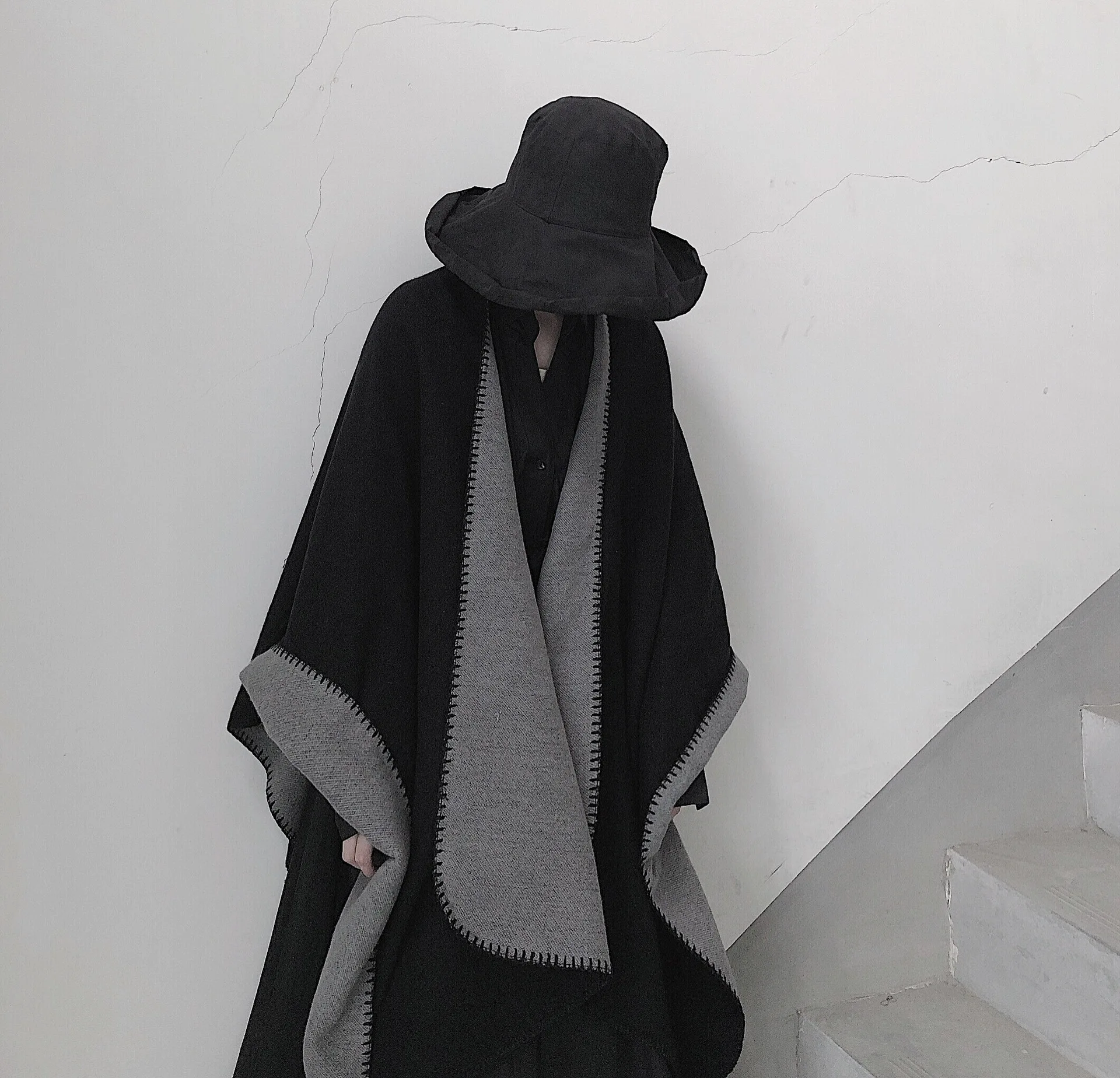 Warm Coat Shawl Winter Black Grey Poncho Scarf Women Cape and Poncho Tie-dyed Blanket Cloak Poncho Cape